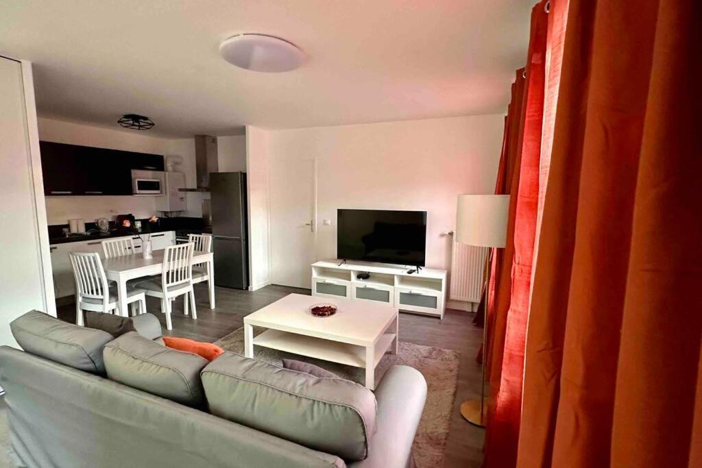 Appartement Cozy - Quartier Residentiel ムラン エクステリア 写真