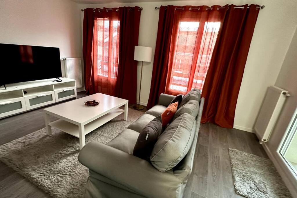 Appartement Cozy - Quartier Residentiel ムラン エクステリア 写真
